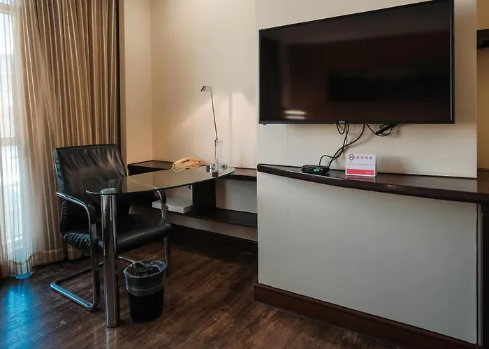 Ramada By Wyndham 4* Manila