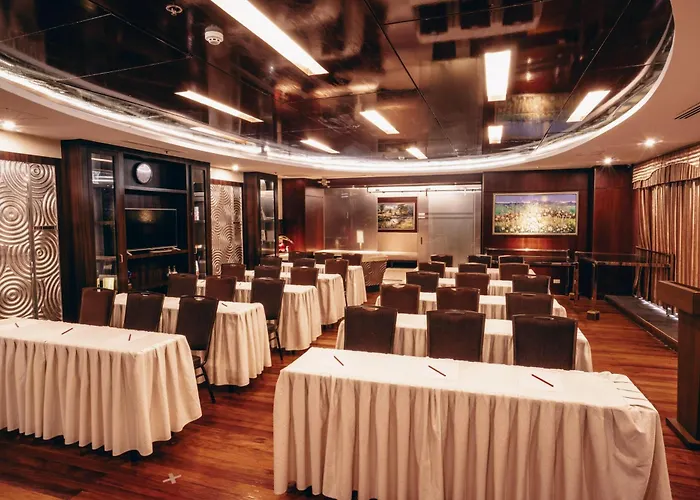 Ramada By Wyndham Hotel